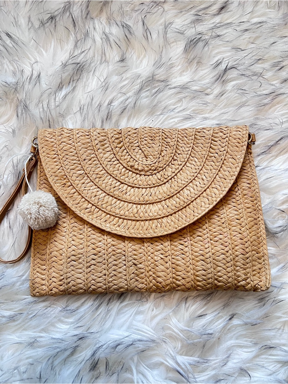 Woven Straw Clutch Bag in Natural Tan